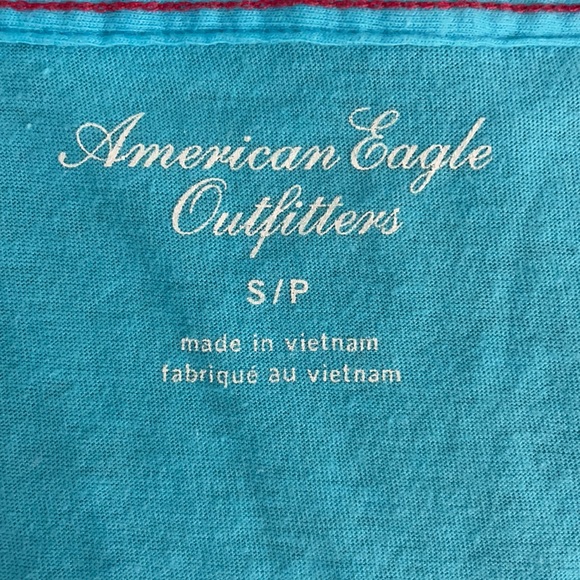 American Eagle Blue V-Neck T-Shirt Size S - Picture 3 of 6